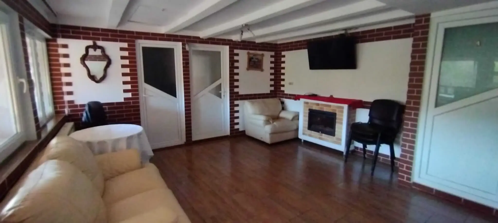 Pensiunea Leo & Georgiana — fotografie 1