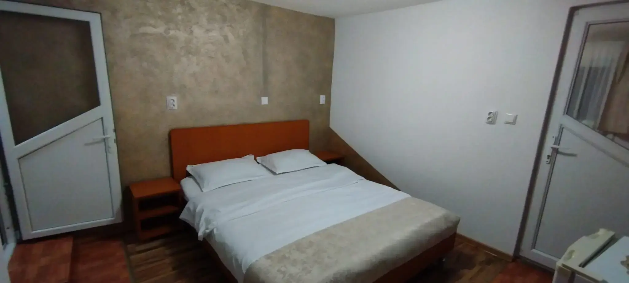 Pensiunea Leo & Georgiana — fotografie 11